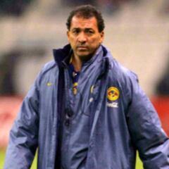 Cuauhtémoc Blanco pide una nueva oportunidad para Carrillo