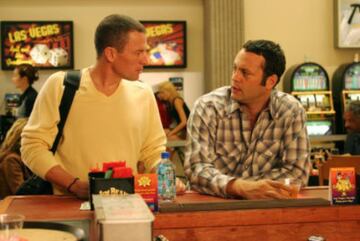 El ex cliclista aparece en 'Cuestión de pelotas' teniendo una conversación motivacional con el protagonista Vince Vaughn