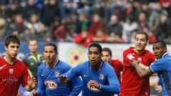 Sola y Vela bailan al Atleti