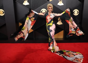 Tallia Storm posa en la alfombra roja.