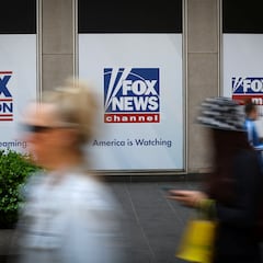 How did Tucker Carlson’s exit from Fox News affect Fox stock?