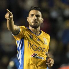 Andy Delort celebra el título de Tigres en redes
