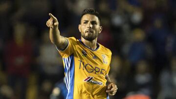 Andy Delort celebra el título de Tigres en redes