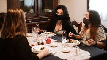 Madrid amplía la prohibición de reunirse en casa con no convivientes