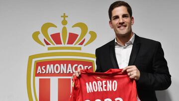 AS Monaco's Spanish coach Robert Moreno poses after a press conference at the Louis II Stadium in Monaco, on December 30, 2019. - Moreno joined AS Monaco at the mid-season after the previous coach was fired for a second time in just over a year. (Pho