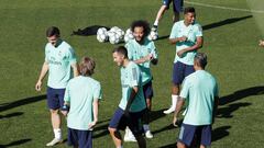 30/09/19 ENTRENAMIENTO REAL MADRID 
 MARCELO HAZARD RODRYGO GRUPO