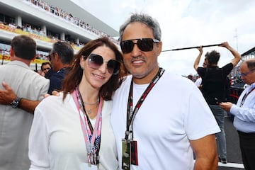 El expiloto de Fórmula 1 Juan Pablo Montoya y Connie Freydell.