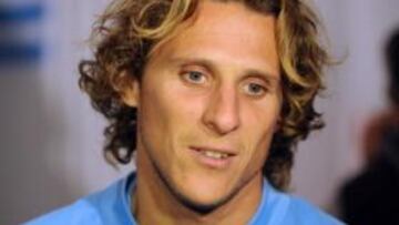 Forlán: "Estoy muy contento en el Atlético"