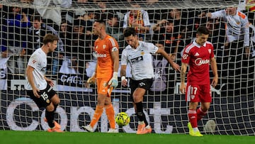 Hugo Duro instantes después de conseguir un gol.