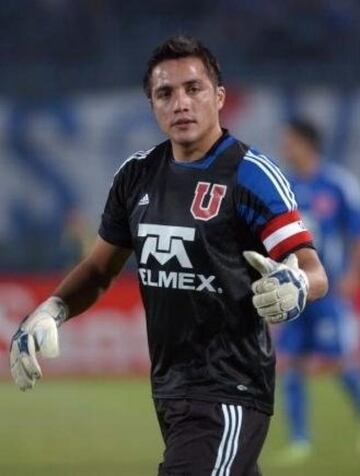 El actual arquero de Colo dejó Universidad de Chile para emigrar a México y recién retornó al país en 2016, a la portería de O'Higgins.