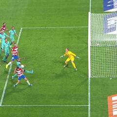 Cuadra Fernández validó el penalti de Arturo Vidal en el VAR