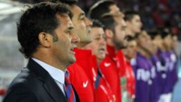 Miguel Ponce entona el himno nacional en el Mundial Sub 17.