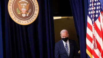 U.S. President Joe Biden arrives to deliver remarks on response in the aftermath of Hurricane Ida from the Eisenhower Executive Office Building on the White House campus in Washington, U.S. September 2, 2021. REUTERS/Jonathan Ernst     TPX IMAGES OF THE D