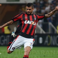 Figuras de Paranaense que deberá referenciar Millonarios