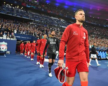 Liverpool y Real Madrid, disputan el título internacional más importante del mundo del fútbol en el Stade de France de París. Los ingleses, con Luis Díaz en cancha desde el arranque, buscan su séptima Champions League. Por otro lado, el Real Madrid, club más ganador del torneo, cuenta con 13 actualmente y, de la mano de Karim Benzema, Modrić y Vinicius Jr, buscan ratificar su condición de favoritos.