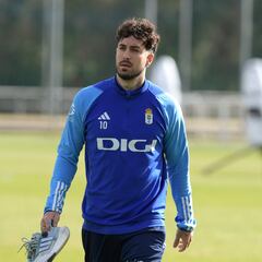 El Oviedo viaja a Elche con Camarasa pero sin Dubasin