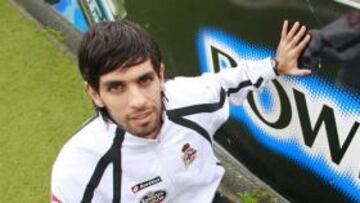 <b>REFERENCIA EN ATAQUE. </b>Lassad será esta noche el delantero elegido por Lotina para batir al meta del Almería y asaltar el estadio Juegos del Mediterráneo.