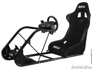 Ya está disponible la cabina de Gran Turismo 4