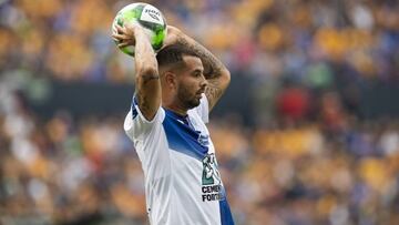 Edwin Cardona con Pachuca en el Clausura 2019.