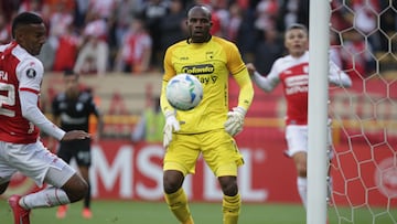 Andrés Mosquera Marmolejo, destacado por CIES como uno de los mejores arqueros del mundo.