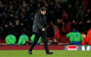 Chelsea manager Antonio Conte looks dejected after the defeat to Arsenal.