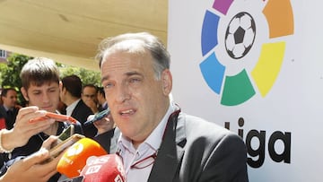 Tebas: "Con 42ºC se podría suspender algún partido"