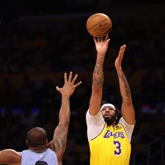 Who are the most famous NBA players from University of Kentucky?