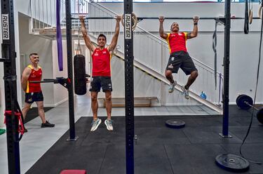 Bomberos del Parque 8º de Madrid realizan el último entrenamiento antes de viajar a Alabama (EE UU) para participar en los próximos Juegos Mundiales de Policías y Bomberos. Se trata de una competición multideportiva que reúne a agentes de la ley y personal de servicios de emergencia de todo el mundo, incluyendo voluntarios y retirados. 