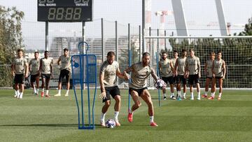 Zidane se centra en el trabajo físico y táctico tras el parón