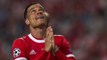 Raúl de Tomás, durante un encuentro del Benfica de esta temporada en la Liga de Campeones.