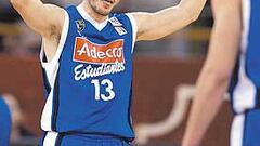 El maestro Azofra prepara el estoque