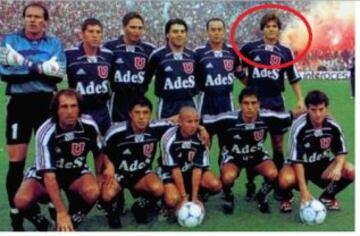 Alex Von Schwedler es uno de los casos menos reconocidos. Ganó dos trofeos con la U en el bicampeonato del '99, '00 y en el Apertura 2009 llegó a Colo Colo, donde fue parte del plantel campeón pero no jugó ningún minuto.