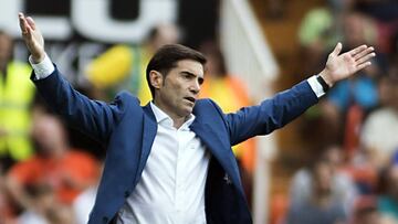 Marcelino: "No perder ni ante Madrid ni Atlético es de mención"