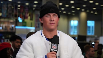 The Giants rookie quarterback’s mom, Kara, has become a surprise star among fans after CBS cameras kept finding her in the crowd.