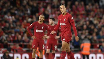 Summerville entierra el récord de Van Dijk