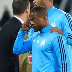 El presidente del Marsella decide el futuro de Evra el viernes