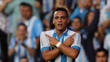 Lautaro Mart&iacute;nez, objetivo del Atl&eacute;tico de Madrid, con Racing.