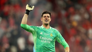 Soccer Football - Champions League Final - Liverpool v Real Madrid - Stade de France, Saint-Denis near Paris, France - May 28, 2022 Real Madrid's Thibaut Courtois celebrates winning the Champions League after the match REUTERS/Molly Darlington