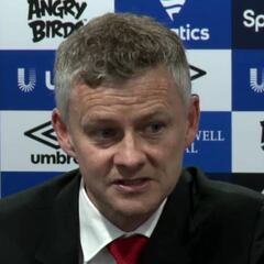 ¿Se imaginan a un técnico del Madrid o Barça haciendo esto? Solskjaer tras perder 4-0