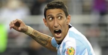 Canterano de Rosario Central, dio el salto a Europa con el Benfica, se consolidó con el Real Madrid y abandera actualmente al Paris Saint-Germain. Con dos Mundiales disputados y varios títulos en su currículum, es una de las figuras más importantes del fútbol argentino hoy en día. Su aspecto, sin embargo, es ampliamente parodiado, a causa del tamaño de sus orejas y nariz.