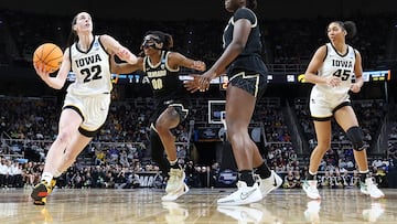 An intriguing Elite Eight match-up awaits as top seeds Iowa Hawkeyes face LSU Tigers at the Times Union Centre on Monday.