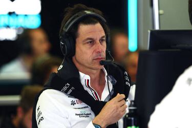 ¿Mercedes buscó a Checo Pérez? Toto Wolff lo aclara