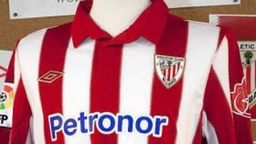 CAMISETA. El Athletic presentó su nueva elástica