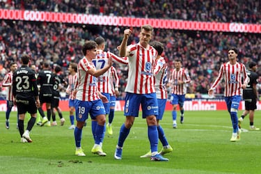 El noruego celebra, puño en alto, su gol al Mallorca.
