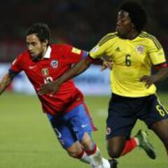 Sampaoli quiere a Valdivia y Mark como figuras en Uruguay