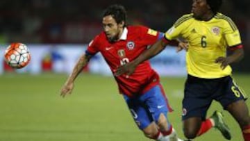 Sampaoli quiere a Valdivia y Mark como figuras en Uruguay