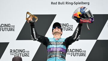 David Alonso en el podio de Austria.