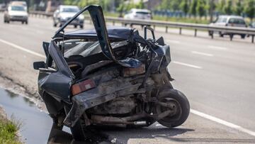 Un muerto y tres heridos en la autopista 101 en Hollywood, CA