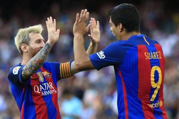 Leo Messi (left) grabbed a brace and Luis Suárez (right) hit a hat-trick as Barcelona opened up their LaLiga campaign by thrashing Real Betis 6-2 at the weekend.