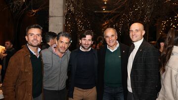 11-12-24. ALBÉS, ALEJANDRO IRARRAGORRI, GERARDO GARCÍA, JOAQUÍN ALONSO Y DAVID GUERRA EN LA COMIDA DE NAVIDAD DEL SPORTING.